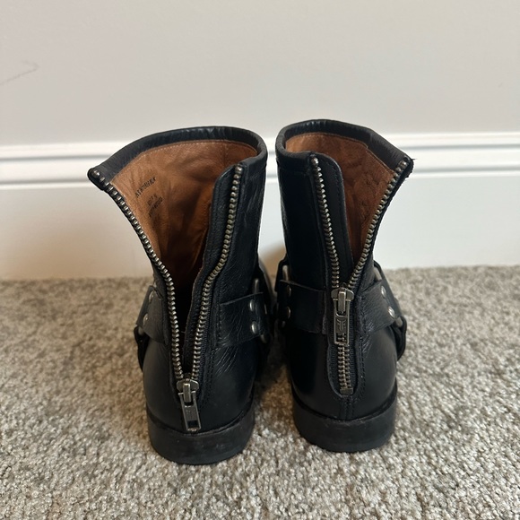 Frye Veronica Harness Short Black Bootie - Picture 4 of 6